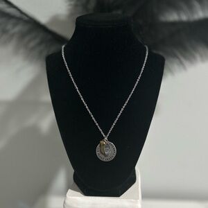 Elegant Silver Pendant Necklace